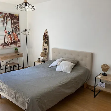 Dans Cosy Avec Terrasse 홈스테이